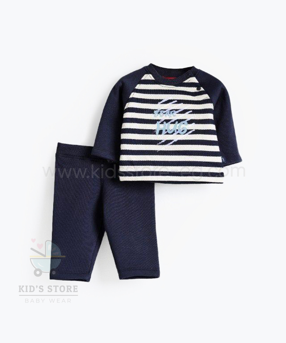 بيجامة مقلم بير